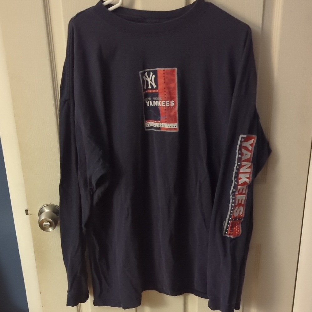 Navy Yankees Long Sleeve Shirt